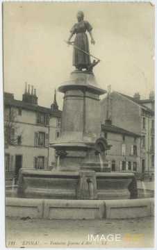 Fontaine Jeanne d'Arc (Épinal)